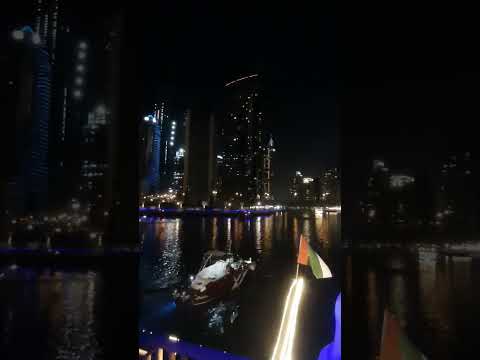 DUBAI MARINA 2023 #dubailife #dubai #youtubeshort #dubaimarina #dubai2023 #dubailifestyle