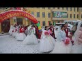 CASAMENTO COMUNITÁRIO ACONTECE EM FESTIVAL DE GELO EM HARBIN.