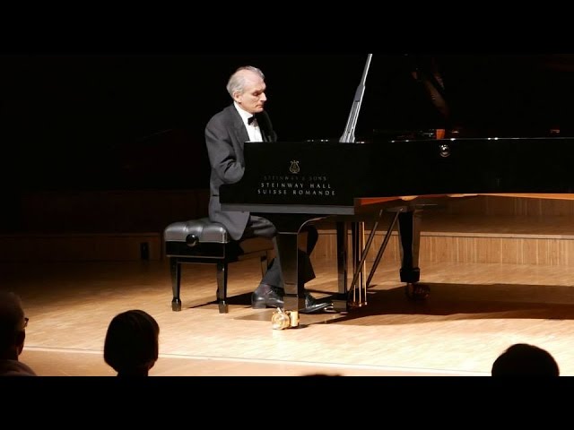 Watch Franz Schubert , Impromptu op 90 D 899 n° 1 - Alessandro Drago, piano on YouTube Watch Franz Schubert , Impromptu op 90 D 899 n° 1 - Alessandro Drago, piano on YouTube