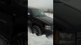 Chevrolet Tahoe 900 vs. снег