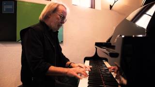 Happy New Year from Benny Andersson