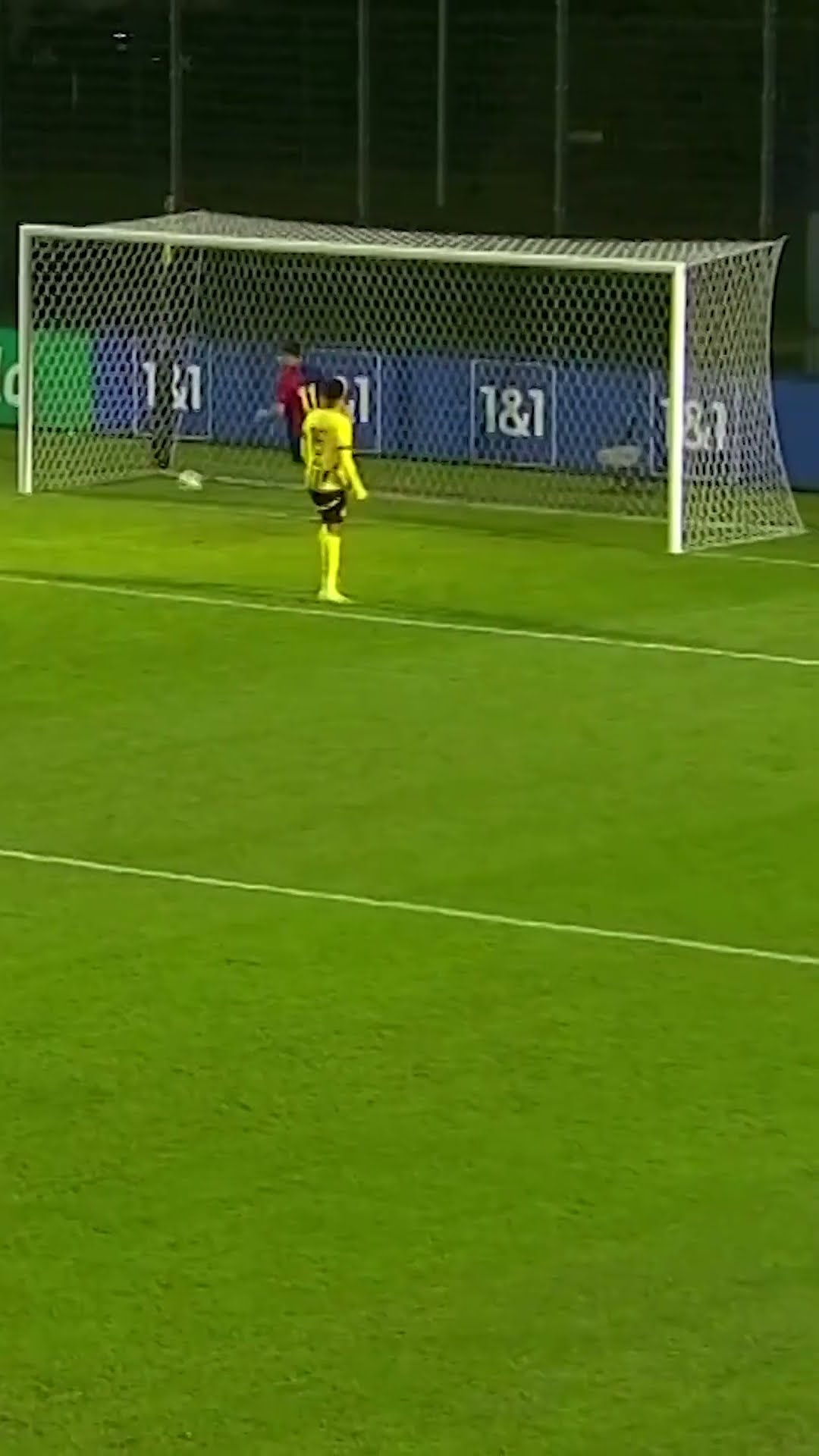 Just. Wow. ? #shorts #fcbarcelona