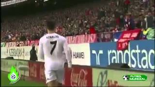 The ball boy refuse to give the ball to Cristiano Ronaldo 2014