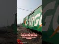 Awas Kereta!!! Bocil Seneng Banget Lihat Kereta Api Cargo Melintas Deket Stasiun Kosambi