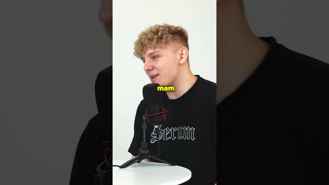 Frelly o swoich TATUAŻACH i… JAWORZE pod pośladkiem?! 😂