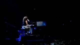 Alicia Keys - Pray For Forgiveness (Freedom Tour Tampa)