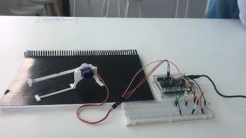 Catapulta Impressa em 3D controlada por Arduino