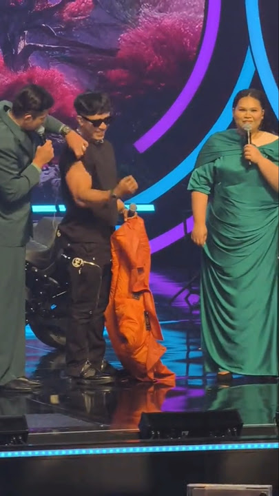 Ruri Repvblik buka Baju....Tengok Nabil Sakat Sherry al Hadad...