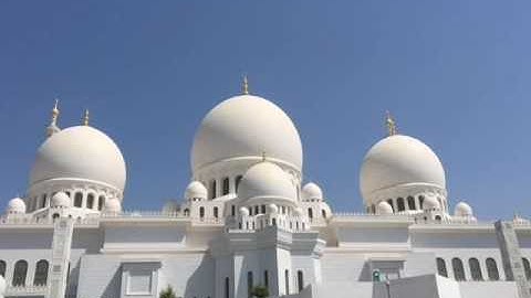 القارئ المغربي عبد الحميد شنا وتلاوة رائعة من سورة الانسان