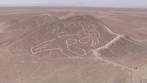 Peruvian archaeologists unveil giant cat carved into Nazca hillside - DayDayNews