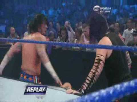 WWE Smackdown 8/7/09 Jeff Hardy vs CM Punk 2/2