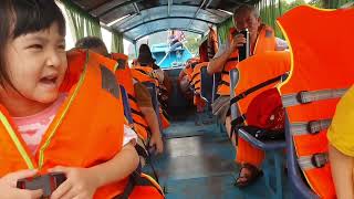 Lên thuyền vào động Phong Nha- Quảng Bình #travel