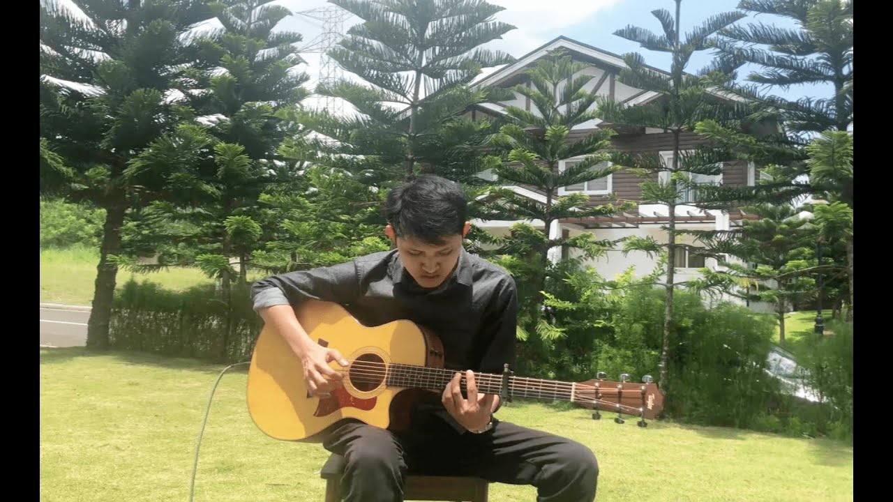 Queen We Are The Champions Fingerstyle Guitar YouTube