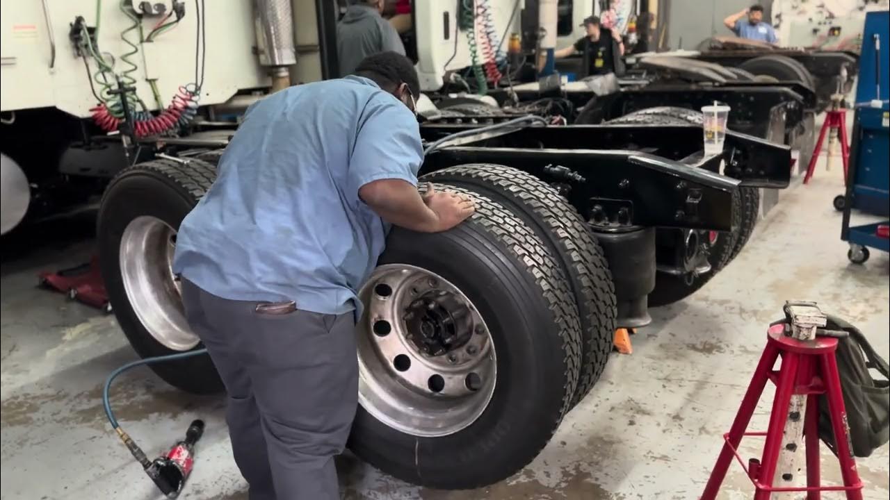 Semi Truck Brake Job - YouTube