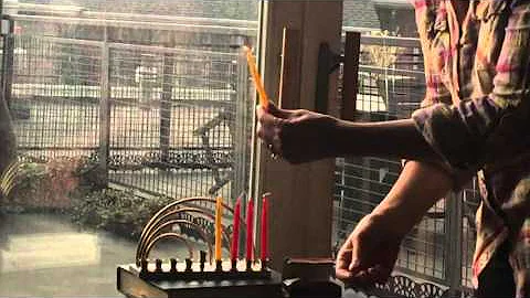 How To Light Hanukkah Candles