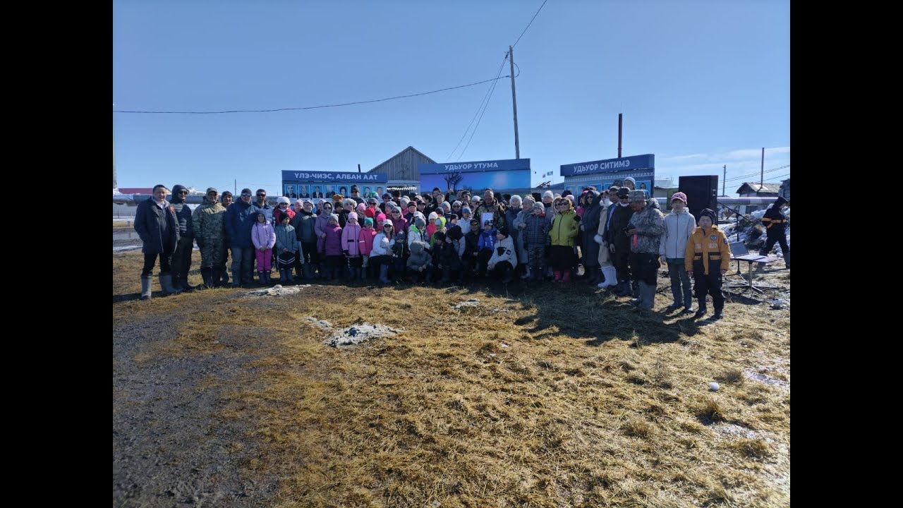 Открытие сквера знатным оленеводам н. Тумат Усть-Янского р-на РС(Я).