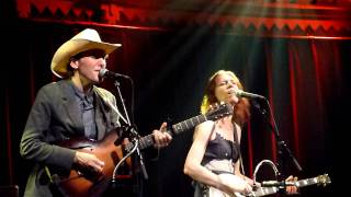 Video thumbnail of "HARD TIMES Gillian Welch Dave Rawlings Live @ Paradiso"