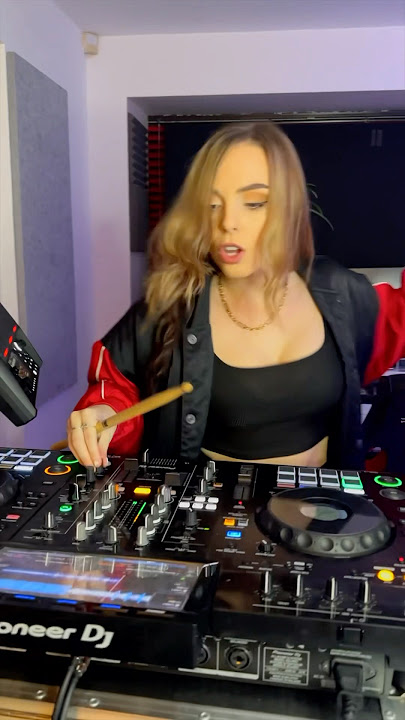 Download lagu Acapella and one shot hits on the drum pad with a track on decks 😎 who’s feeling this?  #dj