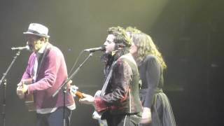 Video thumbnail of "Famille Chedid - On ne dit jamais assez... - Bercy 14/12/2013"