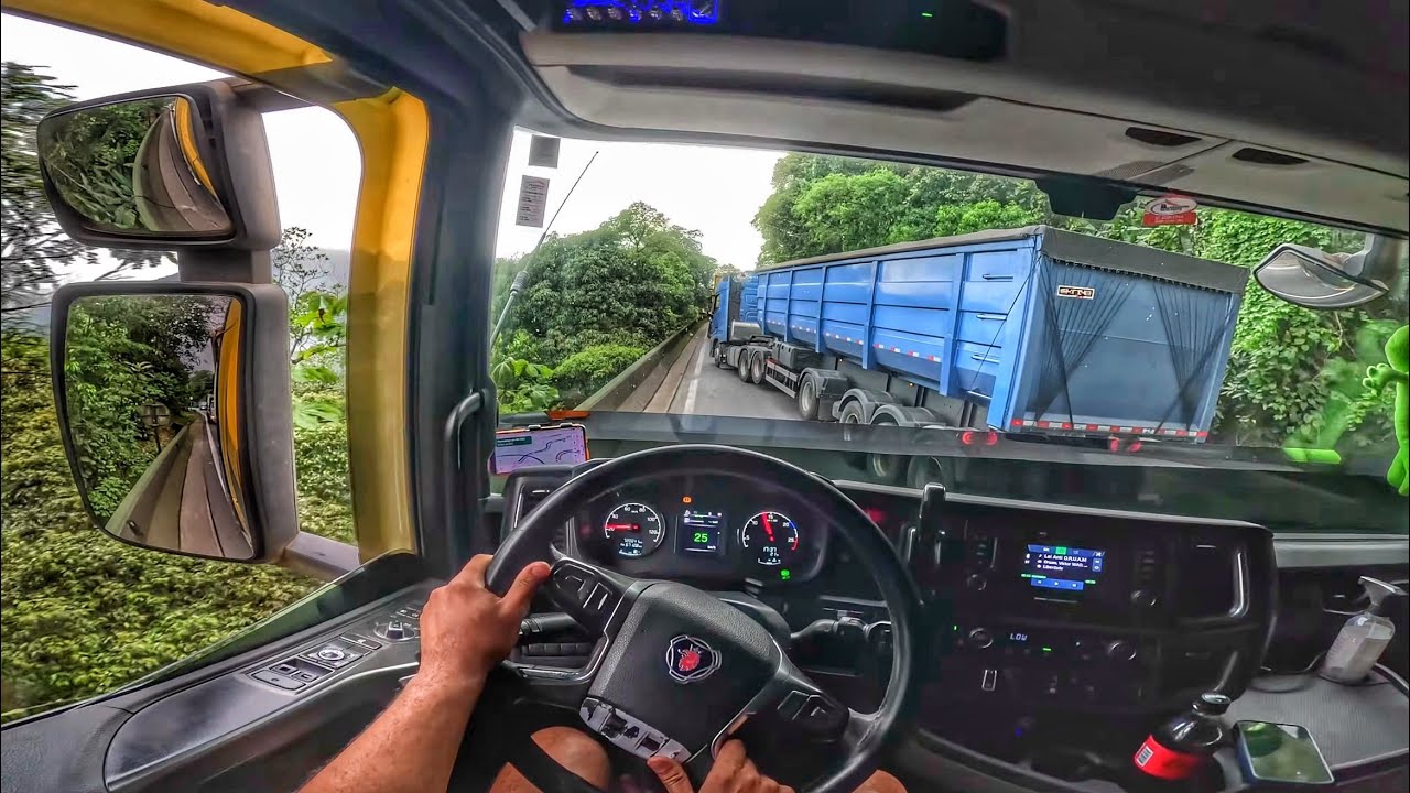 JOGOU ENCIMA DESCENDO A SERRA, MOTORISTA DESCONTROLADO !