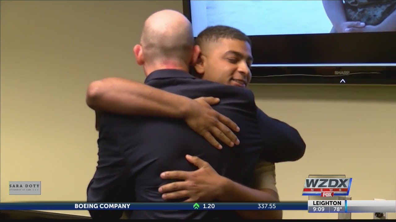 Retiring FBI agent meets kidnapped infant turned Marine he helped rescue