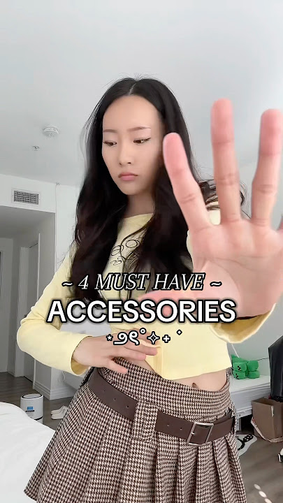 4 MUST HAVE ACCESSORIES!!!! to make you a gorgina #accessories #outfitinspo #styletips #mustbuy