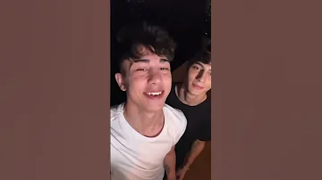 علي ديمير و سافاش يغنون عربي اكسبلور Shorts Short Alidemir Savaş Like Share 