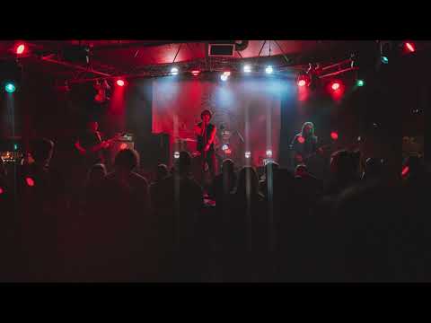Mira Kayro - Freakshow (live in Riga 2025 audio) en YouTube