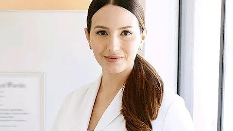 Meet the Derm Pros | Dr. Adriane Pompa | Clinique