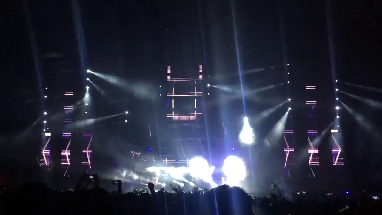 Armin Van Buuren This Is A Test Arkham Knights Remix At Live YouTube