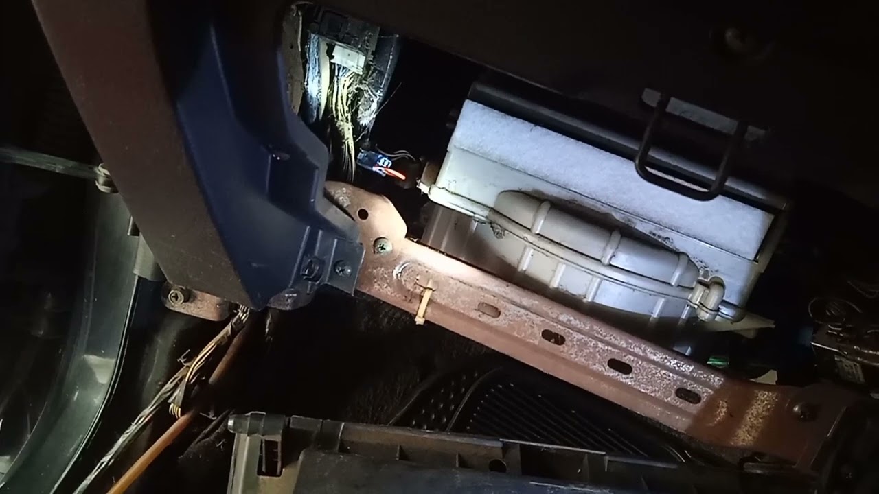 Indikator abs suzuki aerio nyala