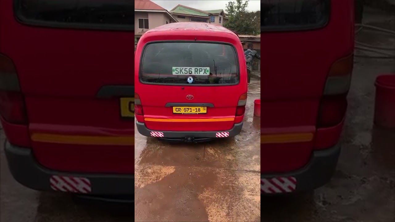 Toyota HiAce 2012 Red