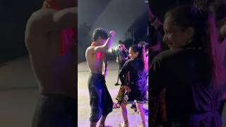 Sun Gora Bta Aisi Konsi Baat