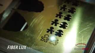 Fiberlux: Tiralastra su marcatrice Laser / Drag and clamp on Laser machine