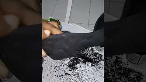 Como restaurar sandália de camurça?