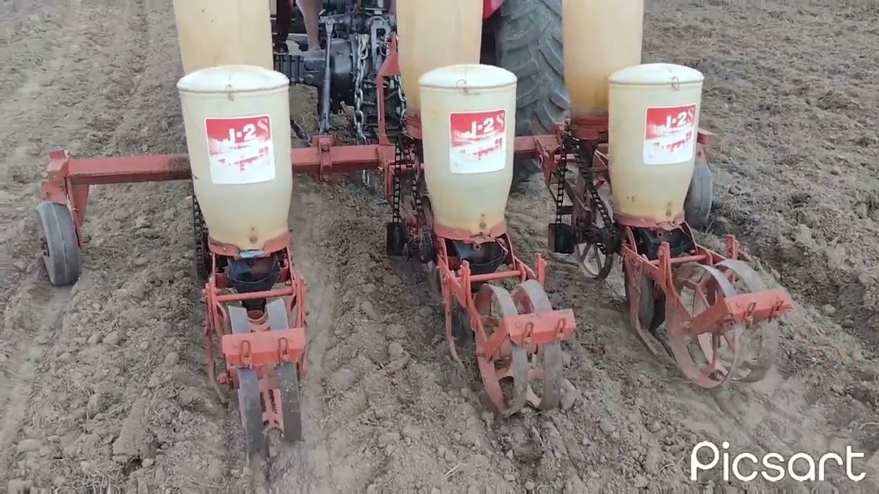 plantando milho com 65x  com a plantadeira jumil 3 linhas 🌱🤠🚜