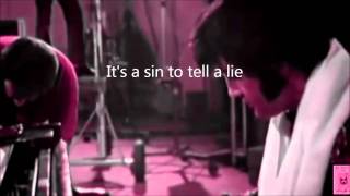 Video thumbnail of "ELVIS PRESLEY /It's a Sin to Tell a Lie"