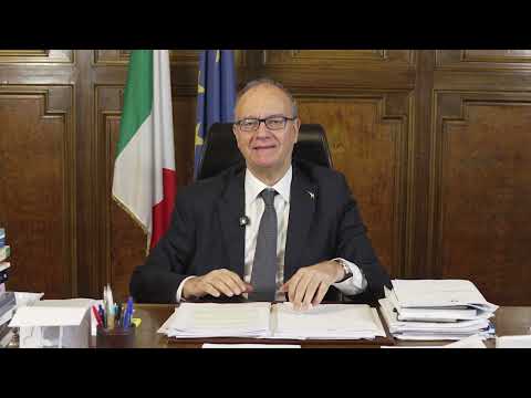 Video Scuola, firmato rinnovo per 143 euro di aumento ai professori, Valditara, risultato storico