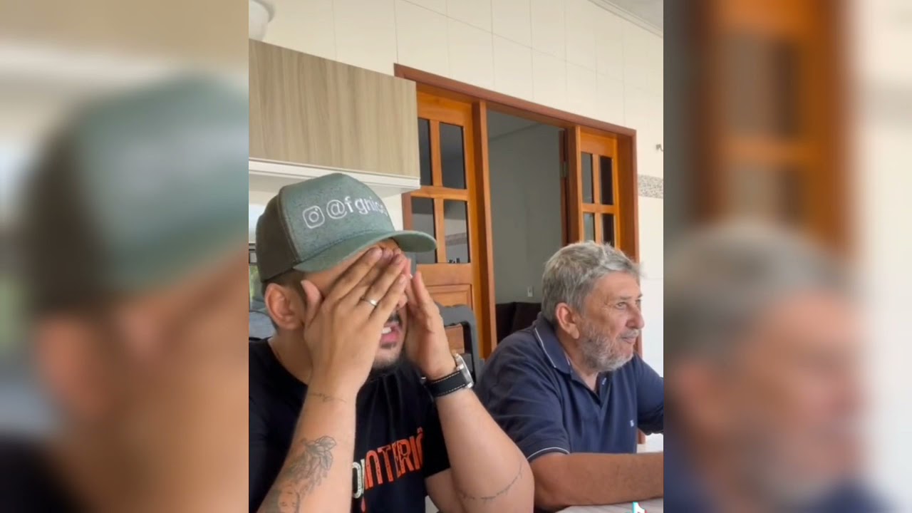 Vídeo engraçado do Tiktok-Pai e filho.