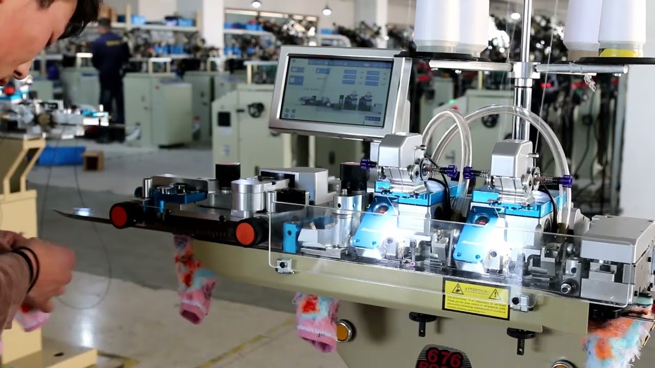 Socks Automatic Linking Machine