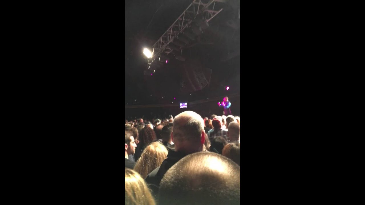 Shinedown Stops Show Mid-Song to Help Fan