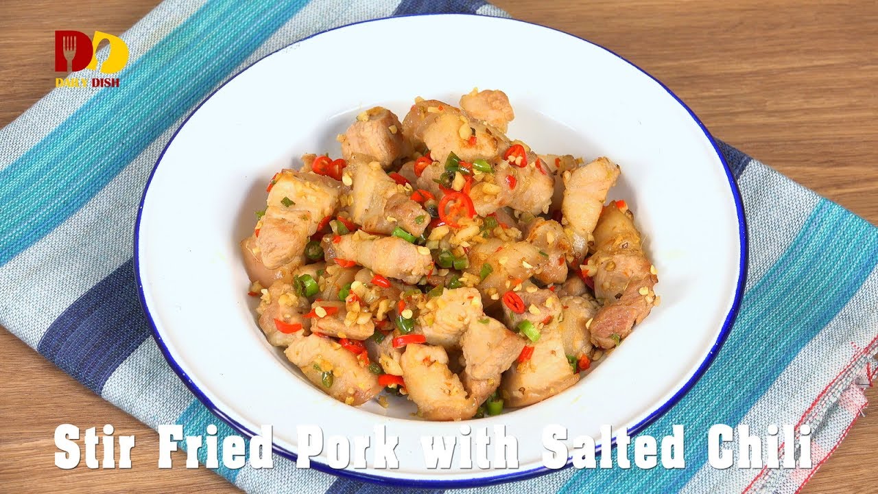 Stir Fried Pork with Salted Chili | Thai Food | Moosamchan Kua Prik Klue | หมูสามชั้นคั่วพริกเกลือ