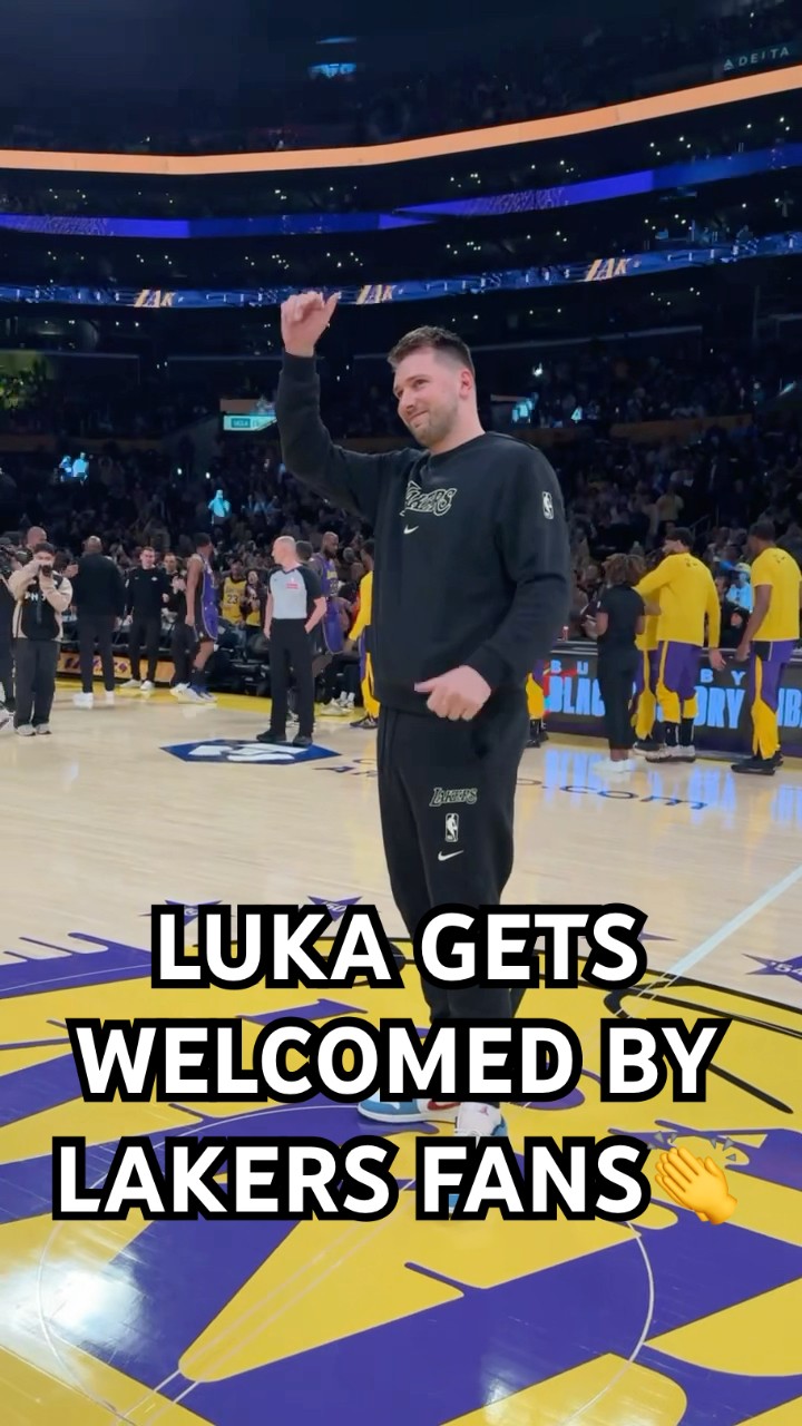 Luka Doncic gets welcomed by the Lakers fans for the first time