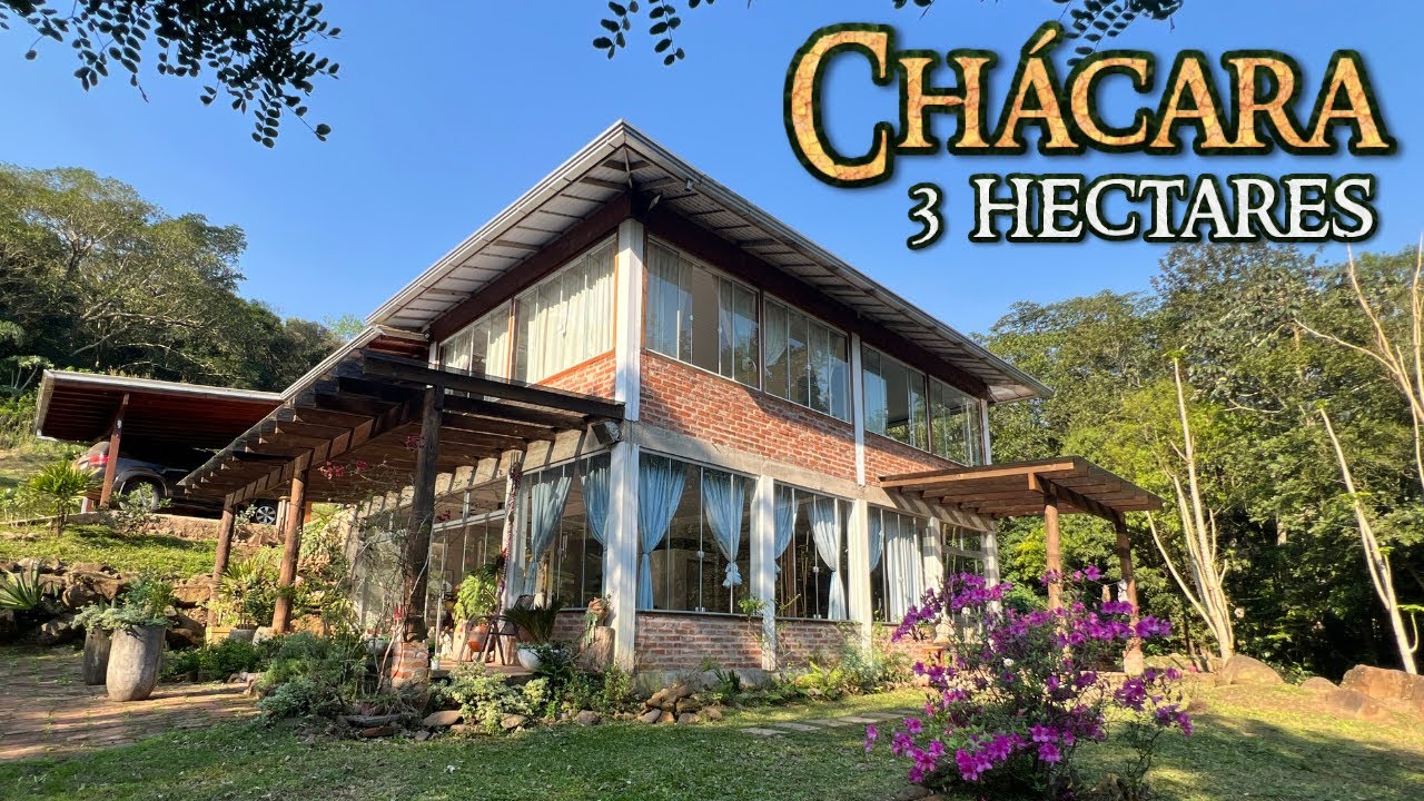 CASA SEM PAREDES COM VERTENTE PLACAS SOLARES PERTINHO DA CIDADE | R$ 990 MIL