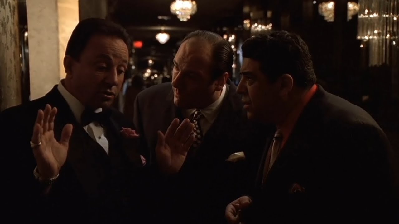 I Soprano ITA - Larry Boy Barese avverte che presto l'FBI inizierà una retata