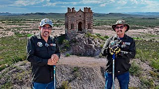 Pensamos que era una CAPILLA normal pero parece un CASTILLO