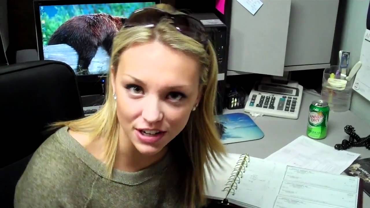 Mounted in Alaska: Tina Answers Fan Mail