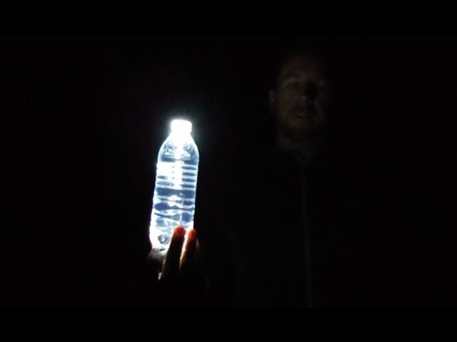 Need more light when you're camping? Put a water bottle on top of your  phone flashlight for a lantern effect. : r/lifehacks