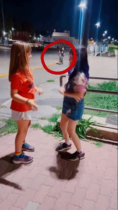 Se la sono vista brutta 😵😱🚴‍♂️