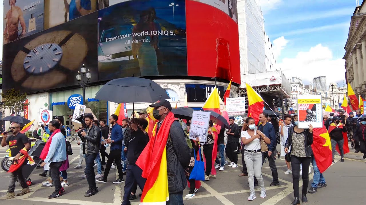 Piccadilly Circus London Monday Morning - Sept 2021 | London Walk [4K]